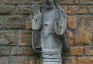 Photo montrant Sculpture \"Bénédiction du Christ\" de Jan Lambert-Rucki dans l\'église Saint-Maximin à Boust