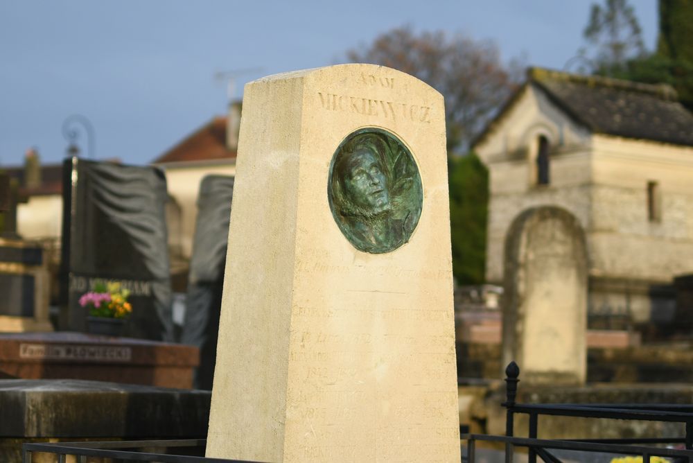 Photo showing Tombstone of Adam Mickiewicz and his family in Montmorency