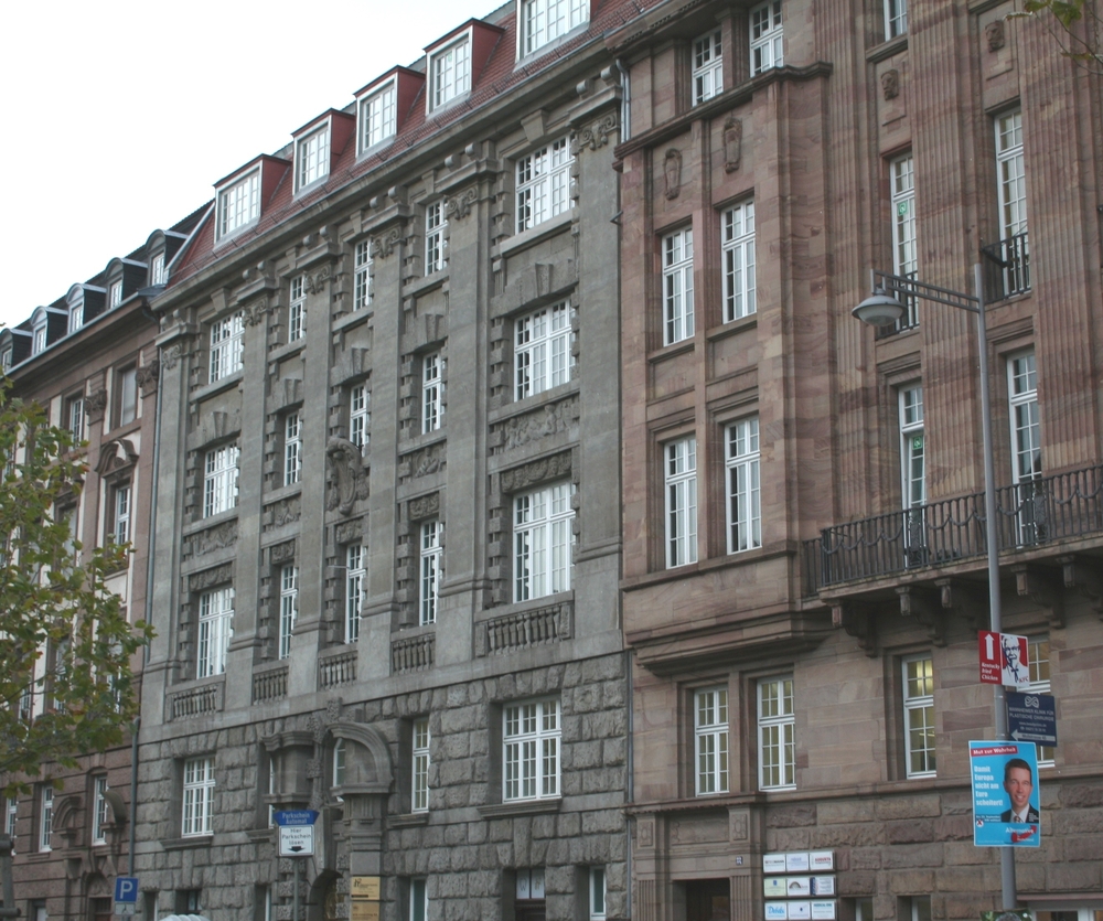 Fotografia przedstawiająca Budynek mieszkalno-biurowy w Mannheim, dawniej Nahrungsmittelindustrie-Berufsgenossenschaft