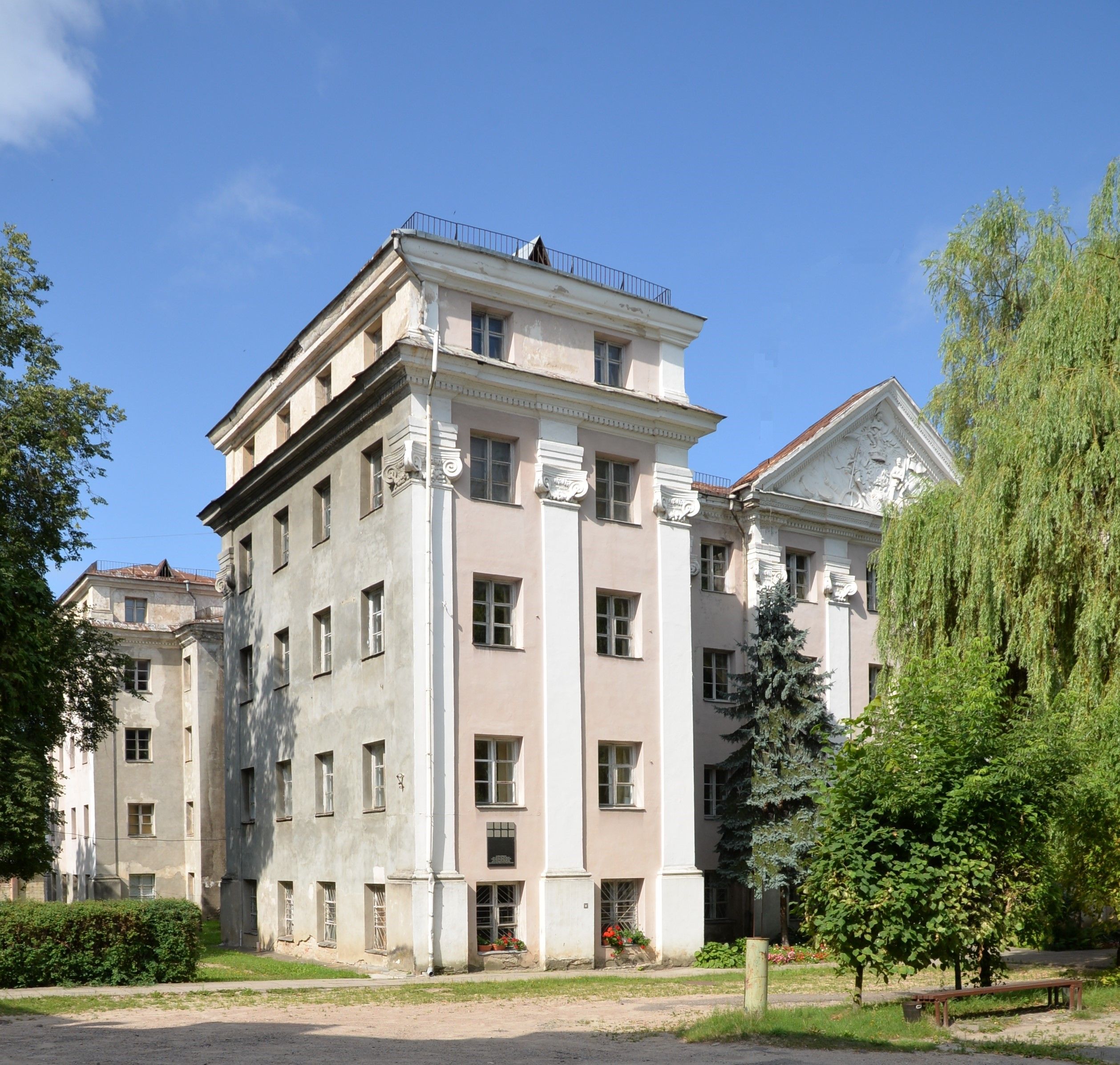 Sluškai Palace in Antokolės, Vilnius
