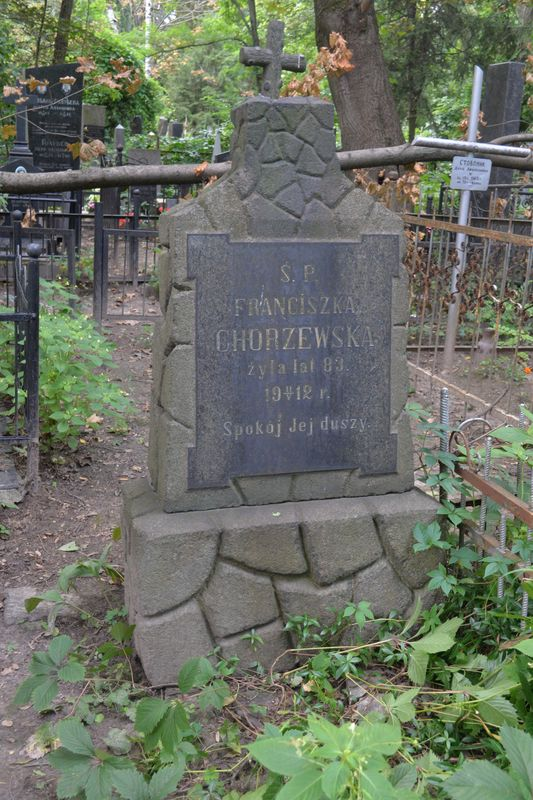 Nagrobek Franciszki Chorzewskiej, cmentarz Bajkowa w Kijowie, stan z 2021.