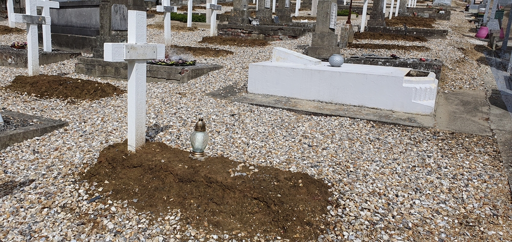 Leon Nowak, Grave of Platoon Pilot Leon Nowak in the local cemetery