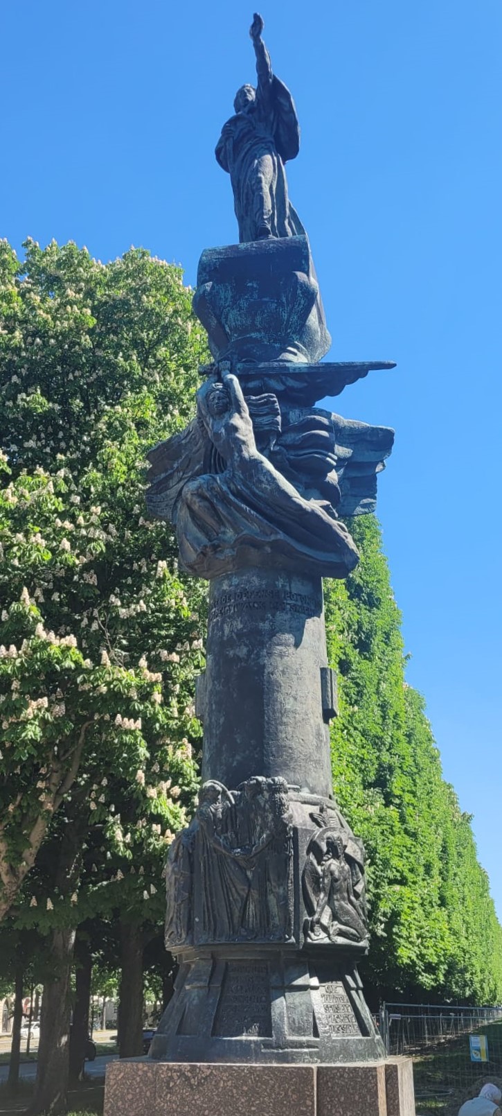 Photo showing Monument to Adam Mickiewicz in Paris