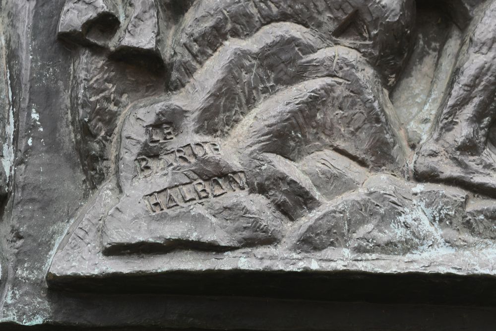 Photo showing Monument to Adam Mickiewicz in Paris