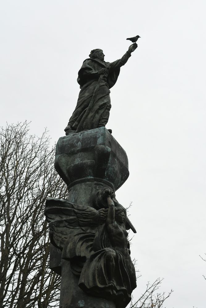 Photo showing Monument to Adam Mickiewicz in Paris