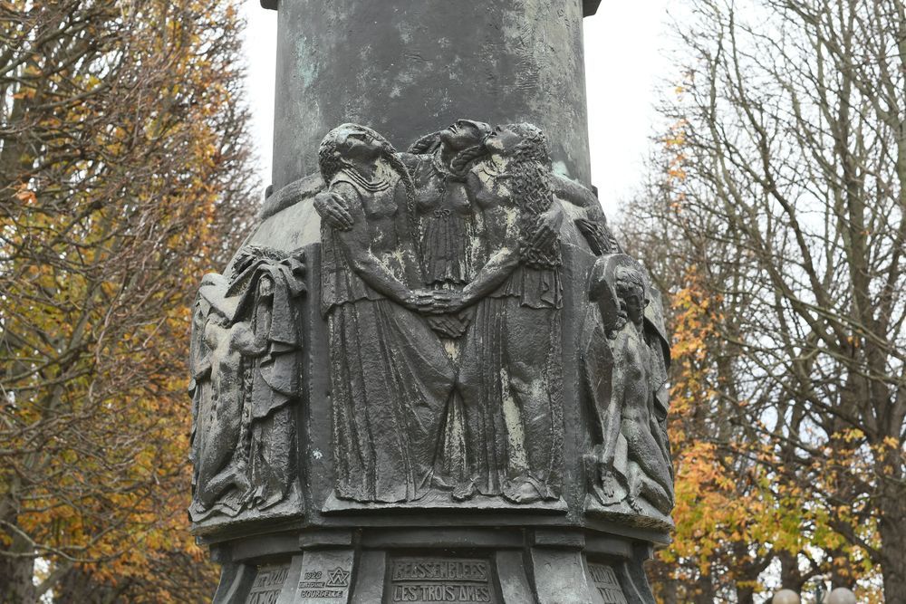 Photo montrant Monument to Adam Mickiewicz in Paris