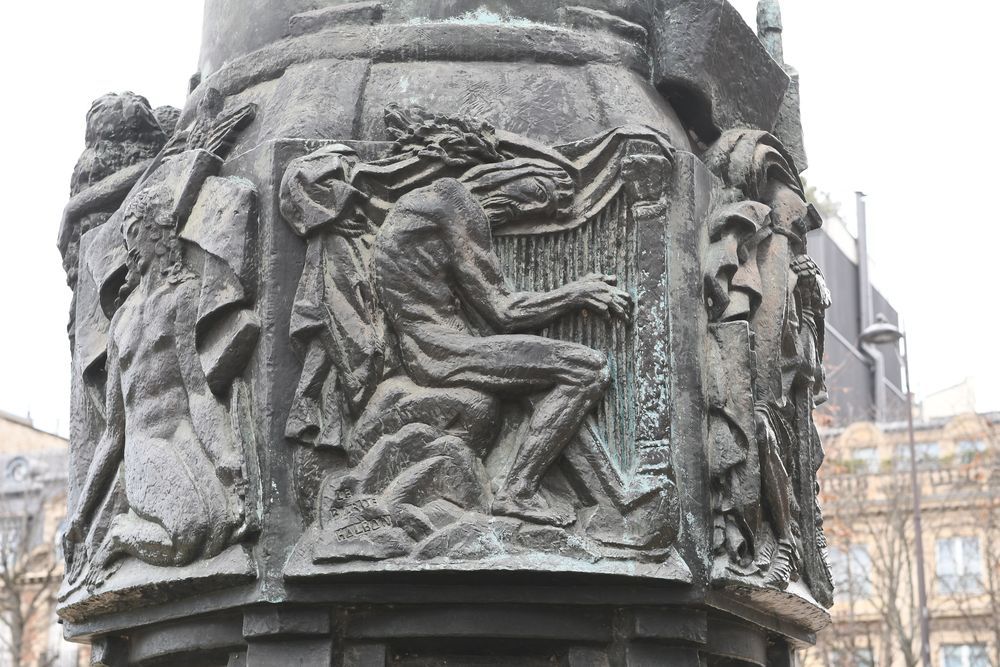 Photo showing Monument to Adam Mickiewicz in Paris