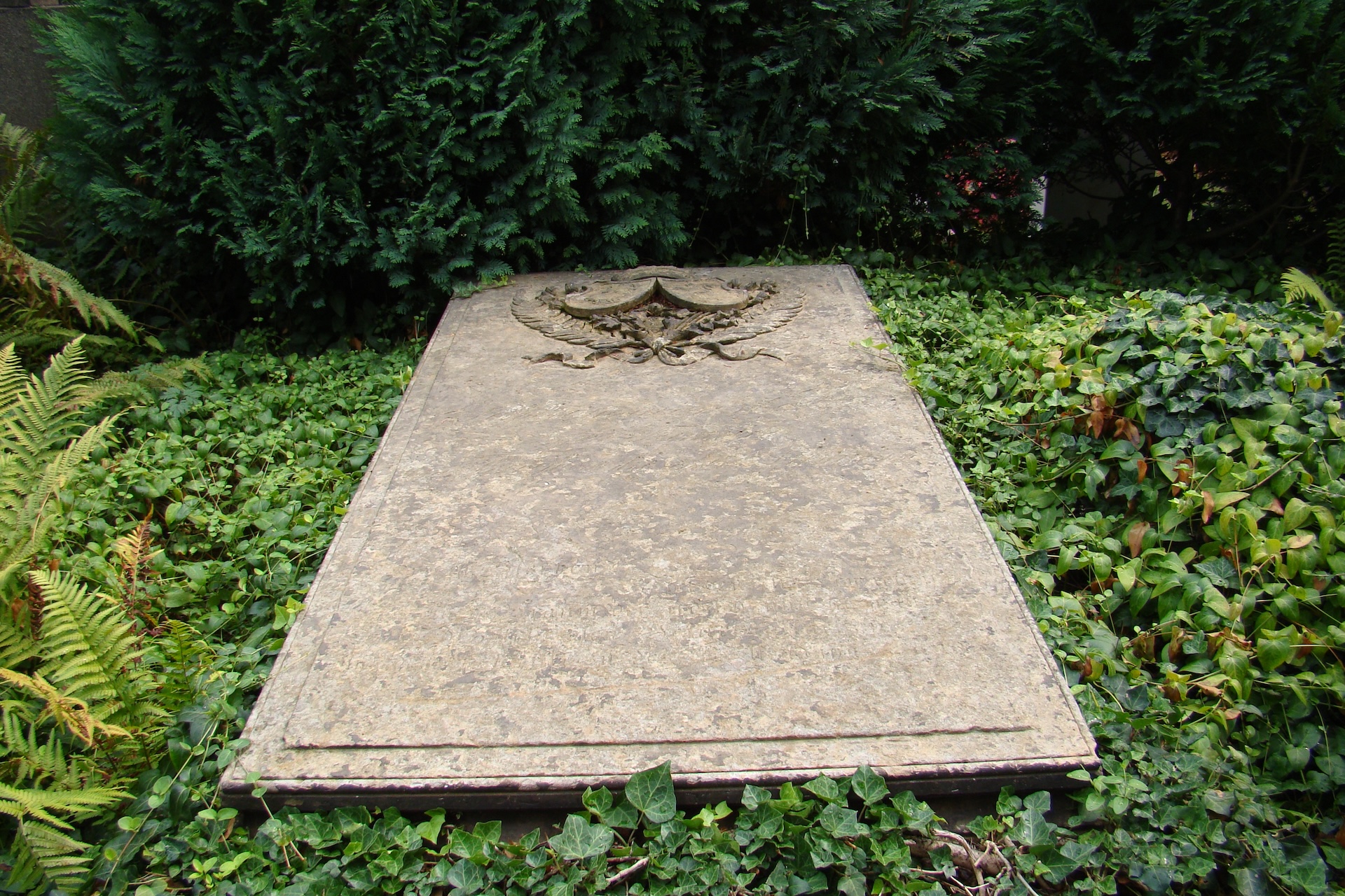 Tombstone of the Brochowski family in the old Catholic cemetery in Dresden