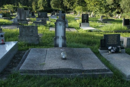 Nagrobek Franciszka i Marii Mołdrzyk