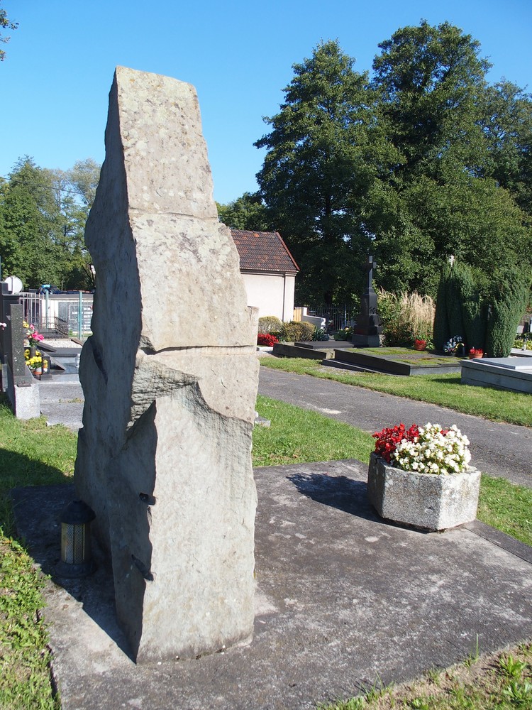 Fotografia przedstawiająca Tombstone of the victims of the Nazi concentration camps