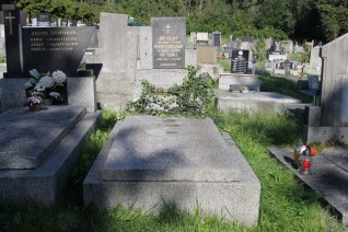 Nagrobek Jana Kaliny i Marii, Fr. Turaj