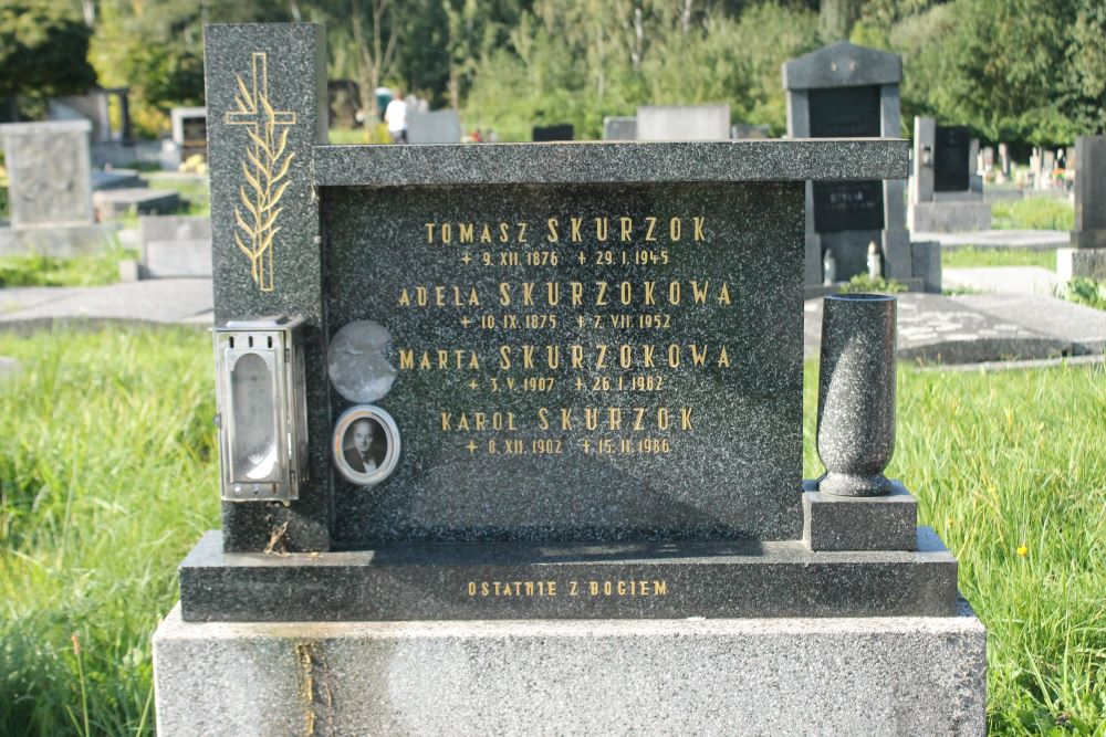 Tombstone of the Skurzokowa family