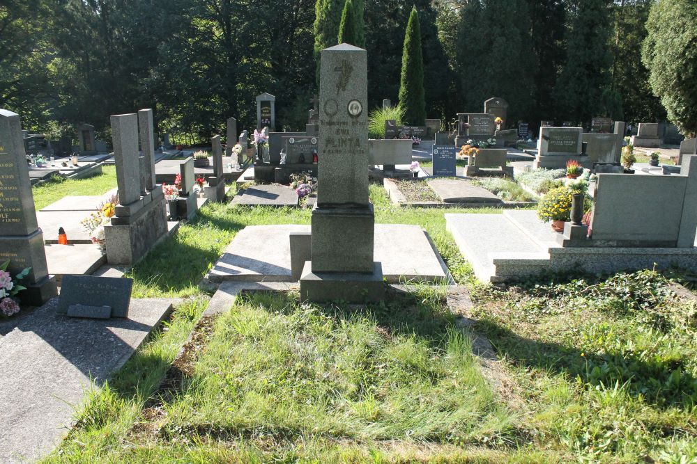Tombstone of Ewa Plinta