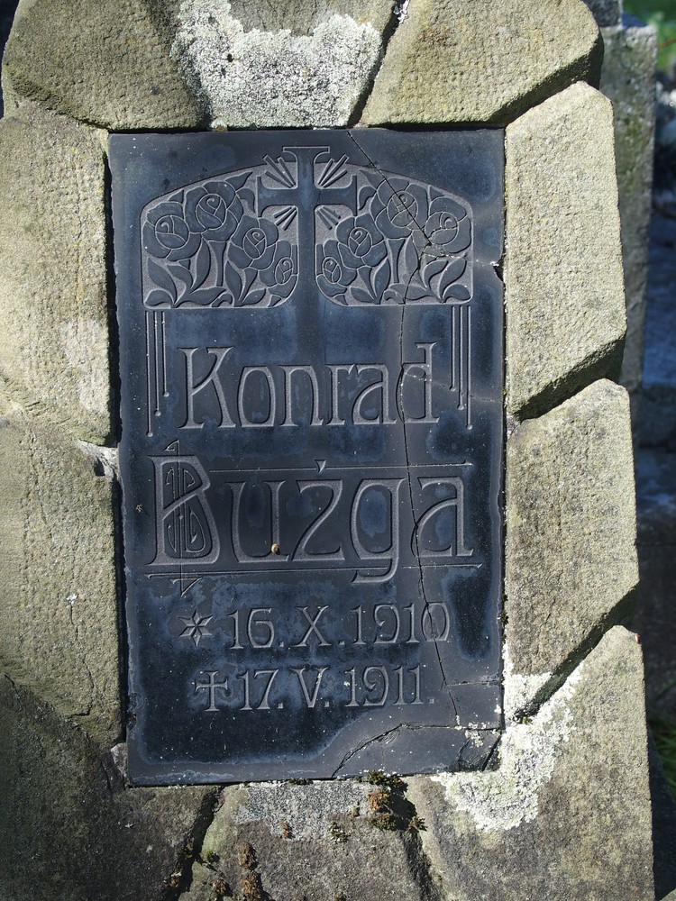 Gravestone inscription of Konrad Buźg, Karviná cemetery (Doły district)