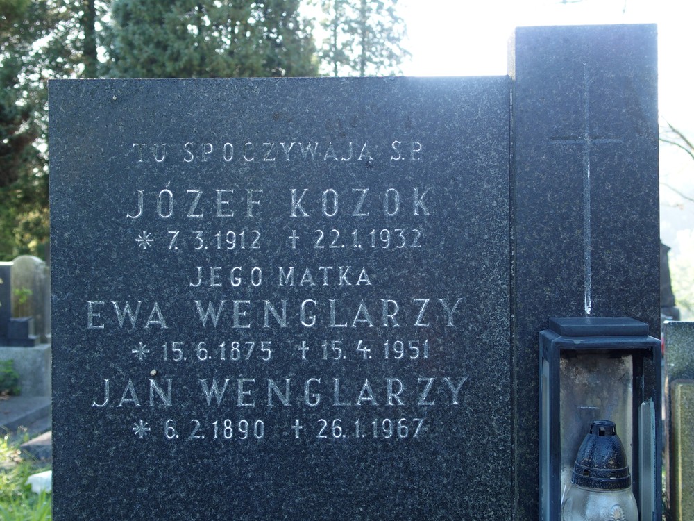 Fotografia przedstawiająca Tombstone of Ewa and Jan Wenglarza and Jozef Kozok