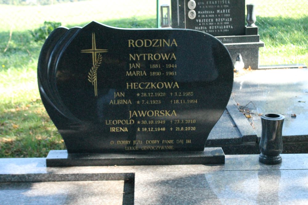 Nagrobek rodzin Nytrowej, Heczkowej i Jaworskiej