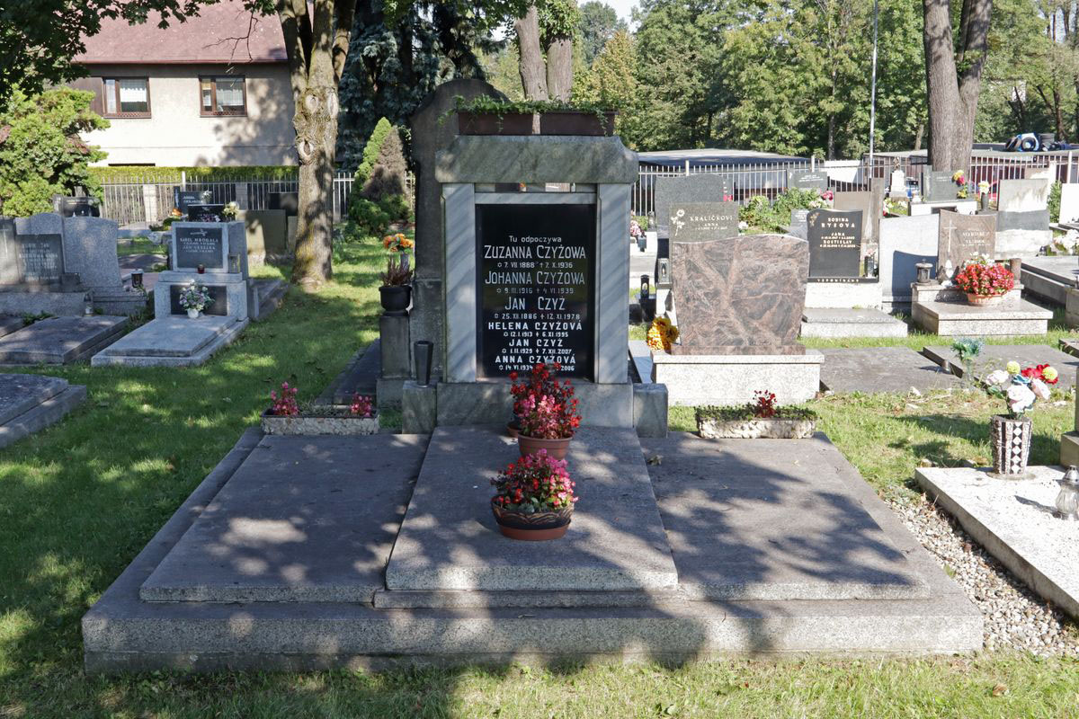 Nagrobek rodziny Czyżowej, cmentarz w Sibicy