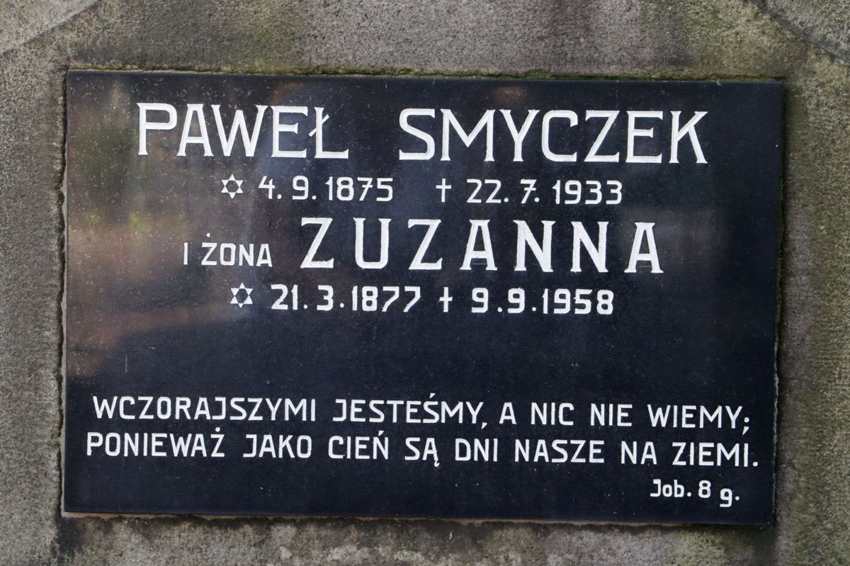 Напис з надгробка Павла і Зузанни Смичек, цвинтар у Сибіті