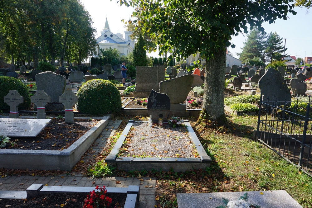 Grave of a Polish soldier from World War II