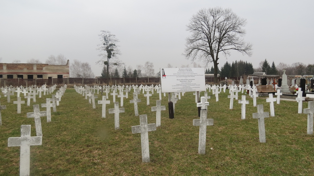 Quarters of soldiers killed in World War I and Polish soldiers killed in 1920 and the Tomb of the Unknown Soldier