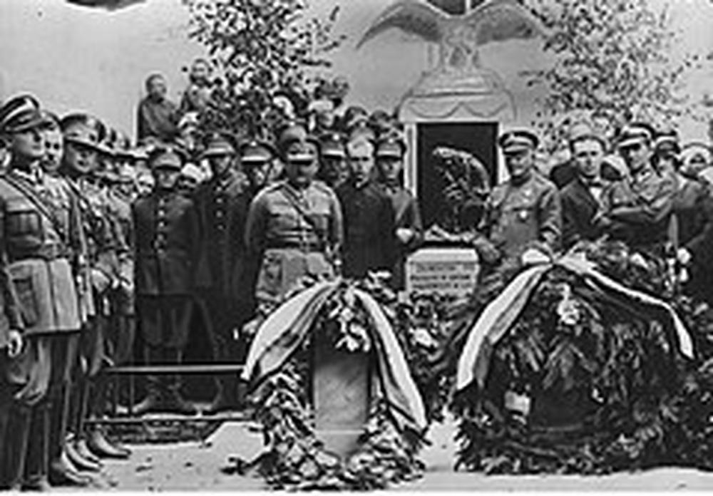 Grave of Polish soldiers killed in the Polish-Bolshevik war of 1920 at St Anthony's Church