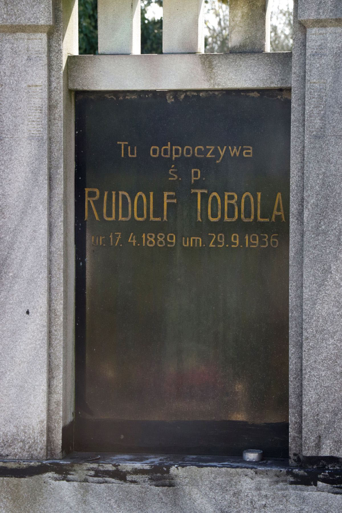 Inscription from the tombstone of Rudolf Tobola, Sibice cemetery