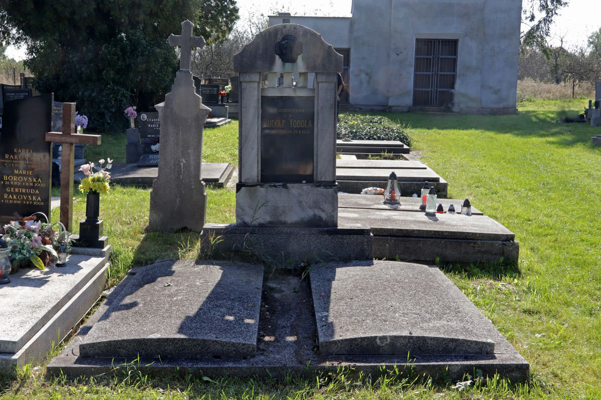 Tombstone of Rudolf Tobola, Sibice cemetery