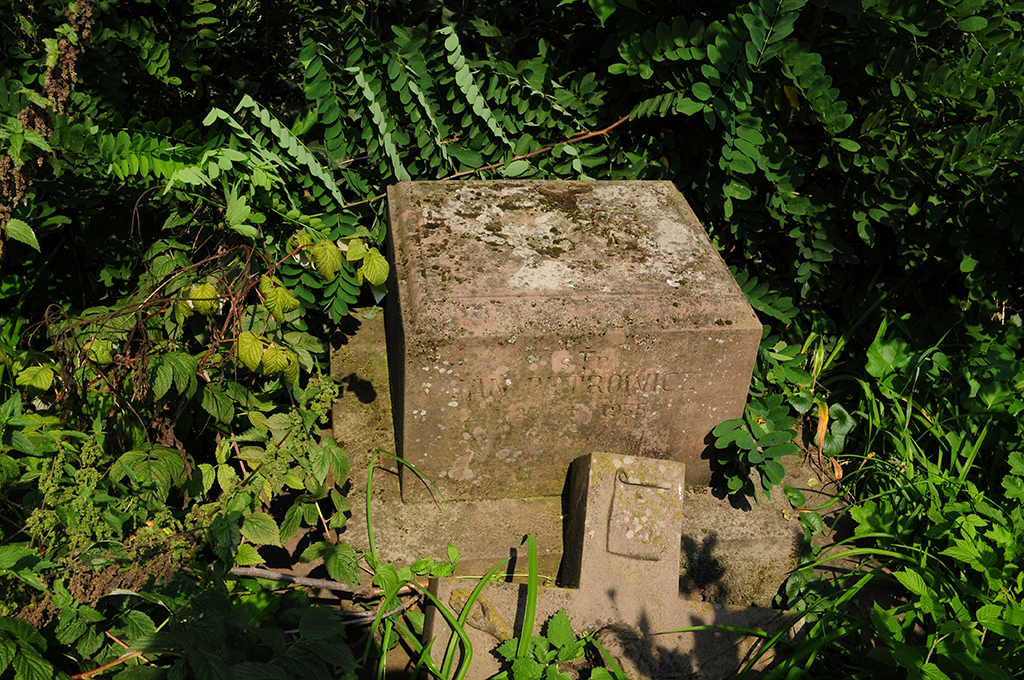 Tombstone Tombstone of Jan Petrovich, cemetery in Celejów