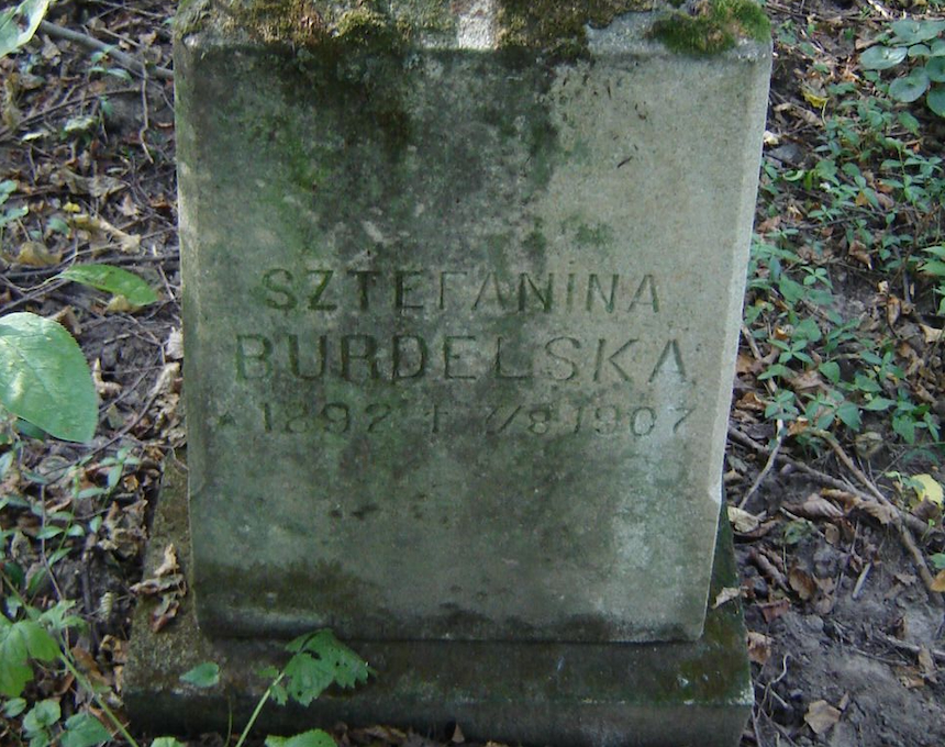 Photo showing Tombstone of Stefania Burdelska