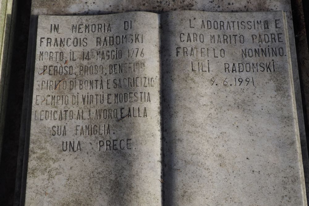 Tombstone of the Radomski family