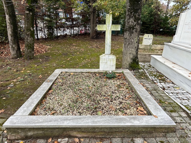 Tombstone of Nikolay Dincinko, Catholic cemetery in Adampol