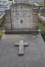 Photo montrant Tombstone of the Przebislawski family and Antoinette Giacaglia