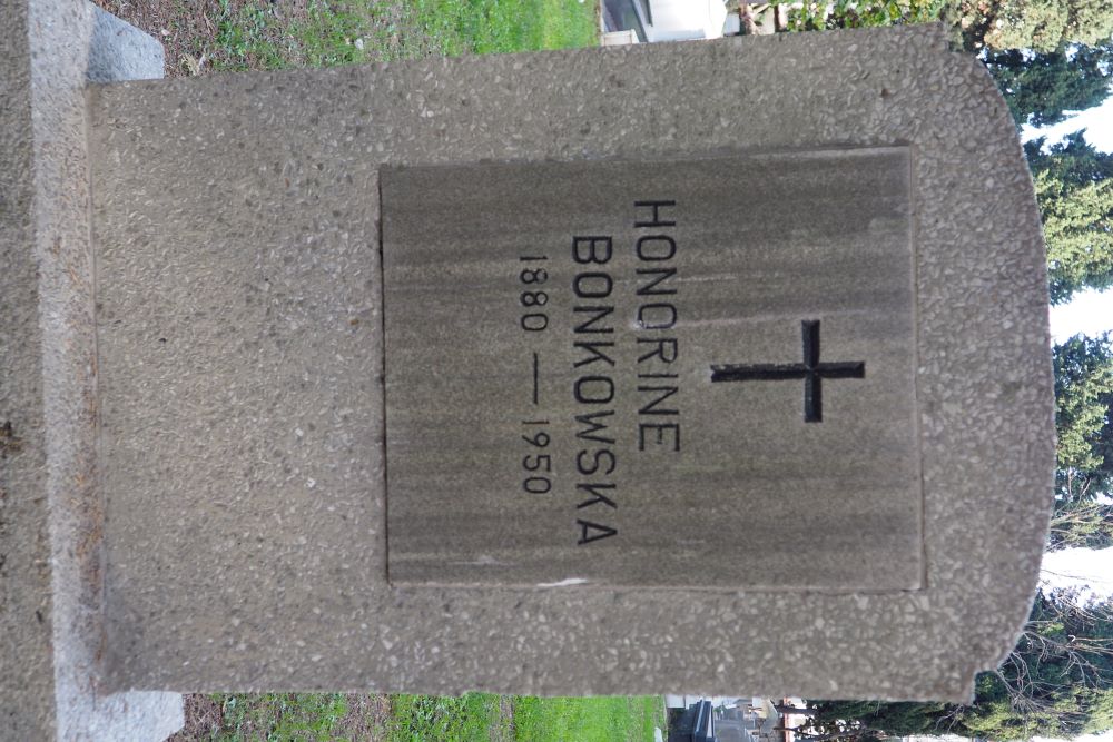 Tombstone of Honora Bonkowska