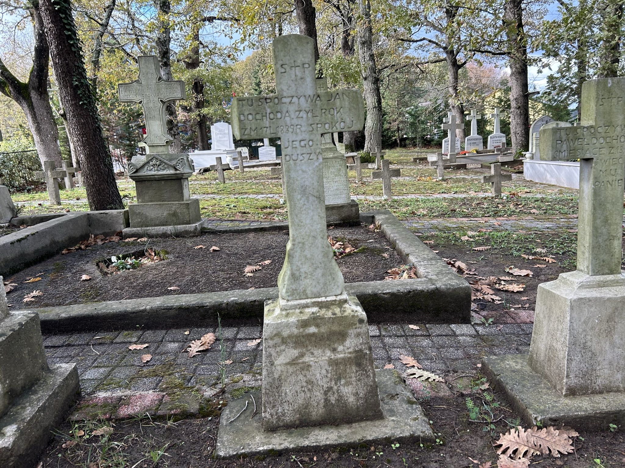 Tombstone of Jan Dochody, Catholic cemetery in Adampol