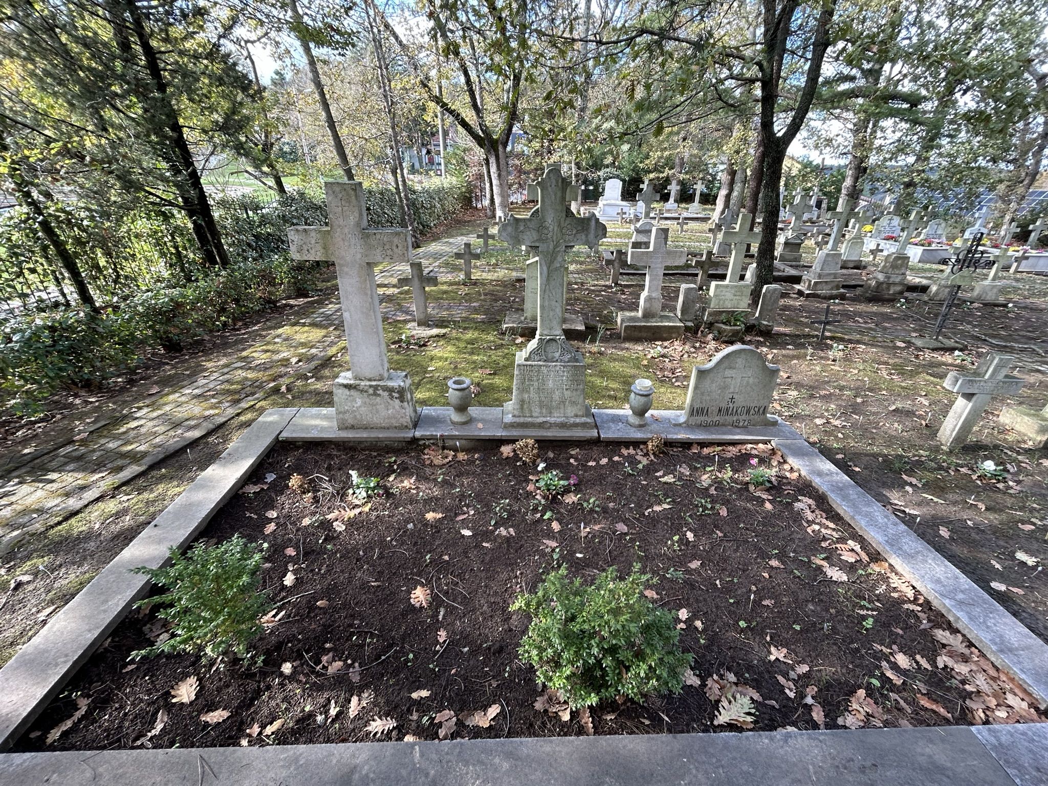 Tombstone of Helena Miniakowska (left), Catholic cemetery in Adampol