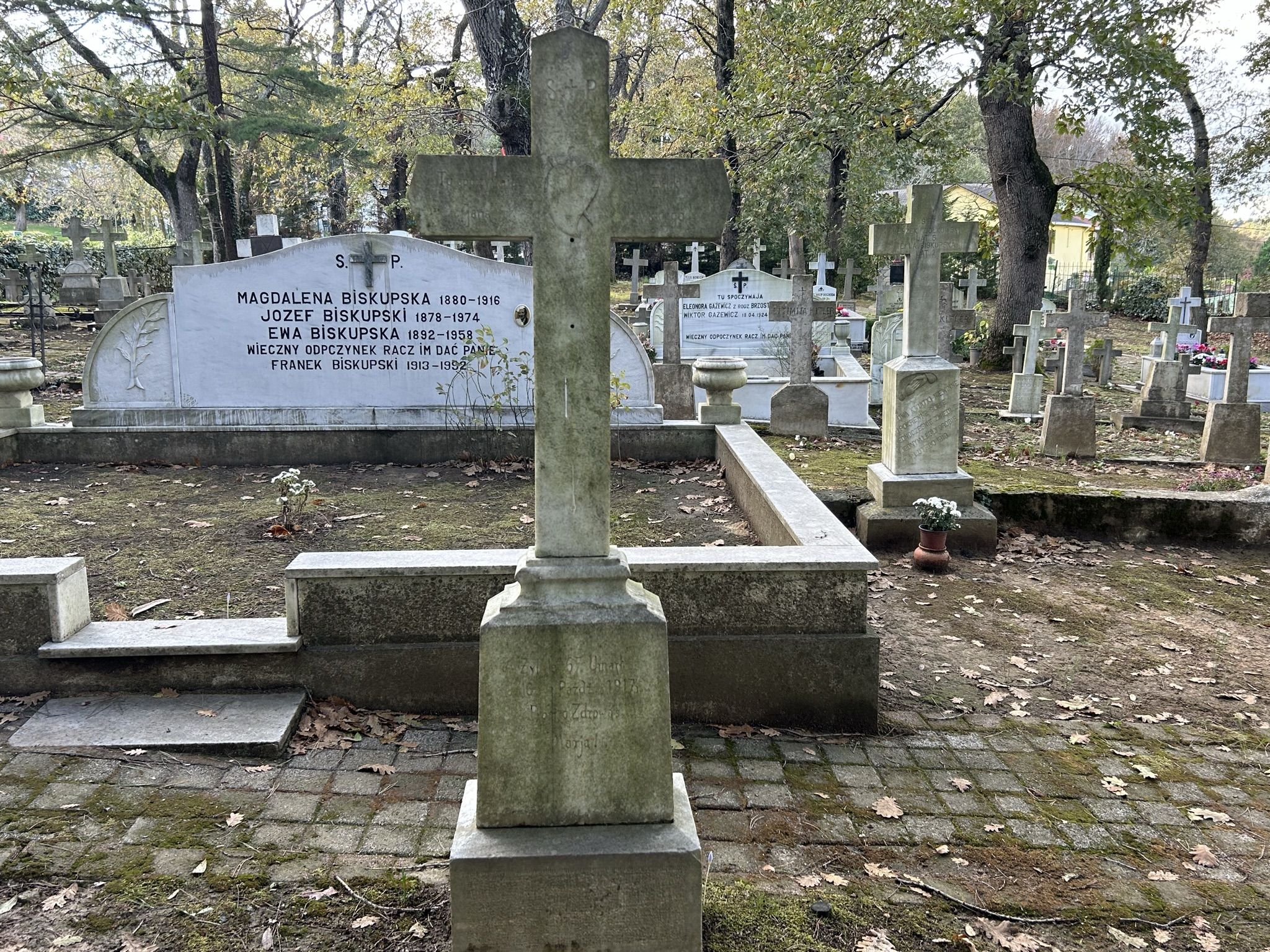 Tombstone of Jan Nowicki, Catholic cemetery in Adampol