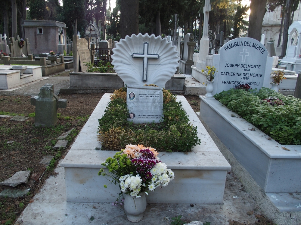 Tombstone of Julietta and Georges Vichnievsky, Feriköy Catholic cemetery in Istanbul