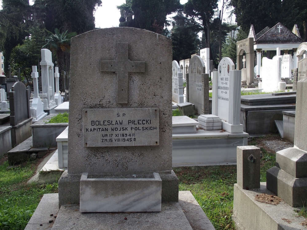 Fragment of Bolesław Piłecki's tombstone, Feriköy Catholic Cemetery in Istanbul