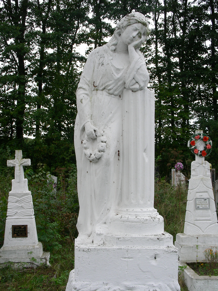 Tombstone of Katarzyna and Jan Znamirowski, cemetery in Slobodka Dolna, as of 2007.