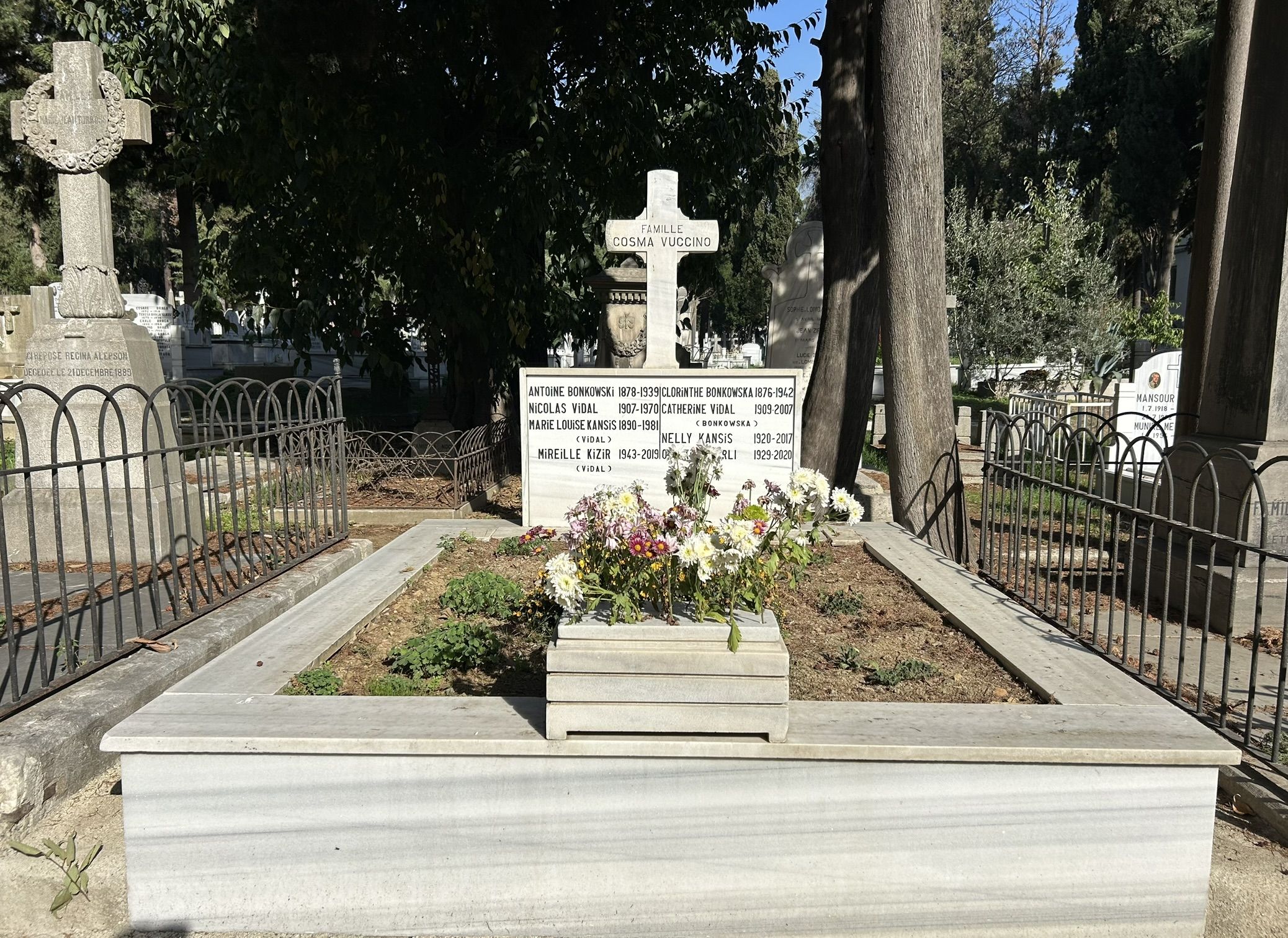Tombstone of Antoine and Clorinthe Bonkowski, Nicolas and Catherine Vidal, Marie Louise, Nelly Kansis, Miereille Kizir, O. Taki Hisarli, Feriköy Catholic Cemetery