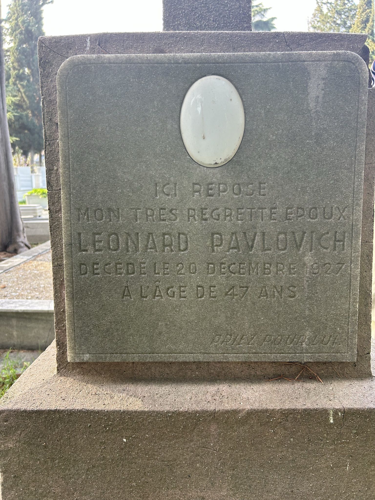 Inscription from the tombstone of Leonard Pavlovich, Catholic cemetery in Feriköy