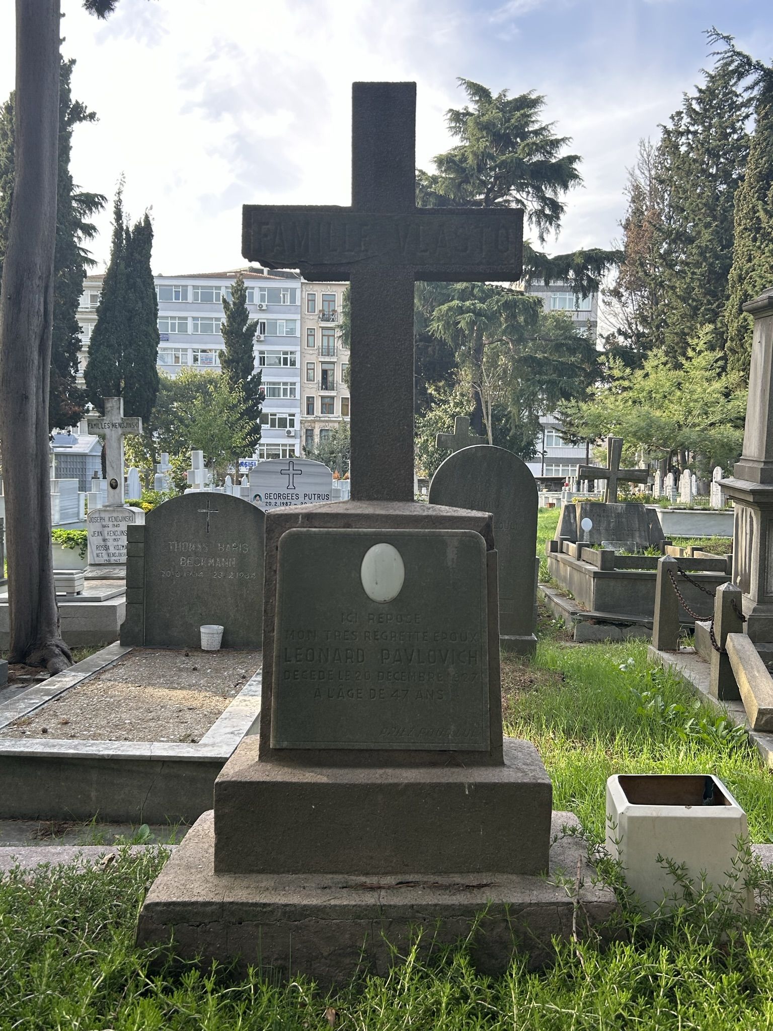 Tombstone of Leonard Pavlovich, Catholic cemetery in Feriköy