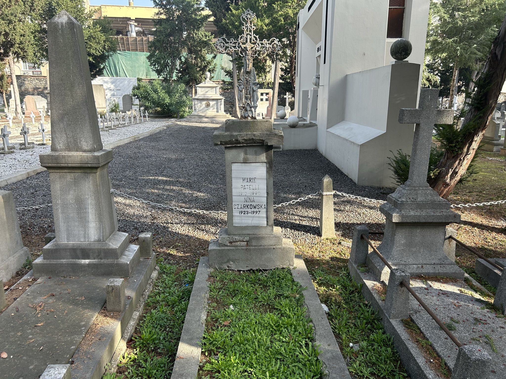 Tombstone of Marie Patella and Nina Czarkowska, Catholic cemetery in Feriköy