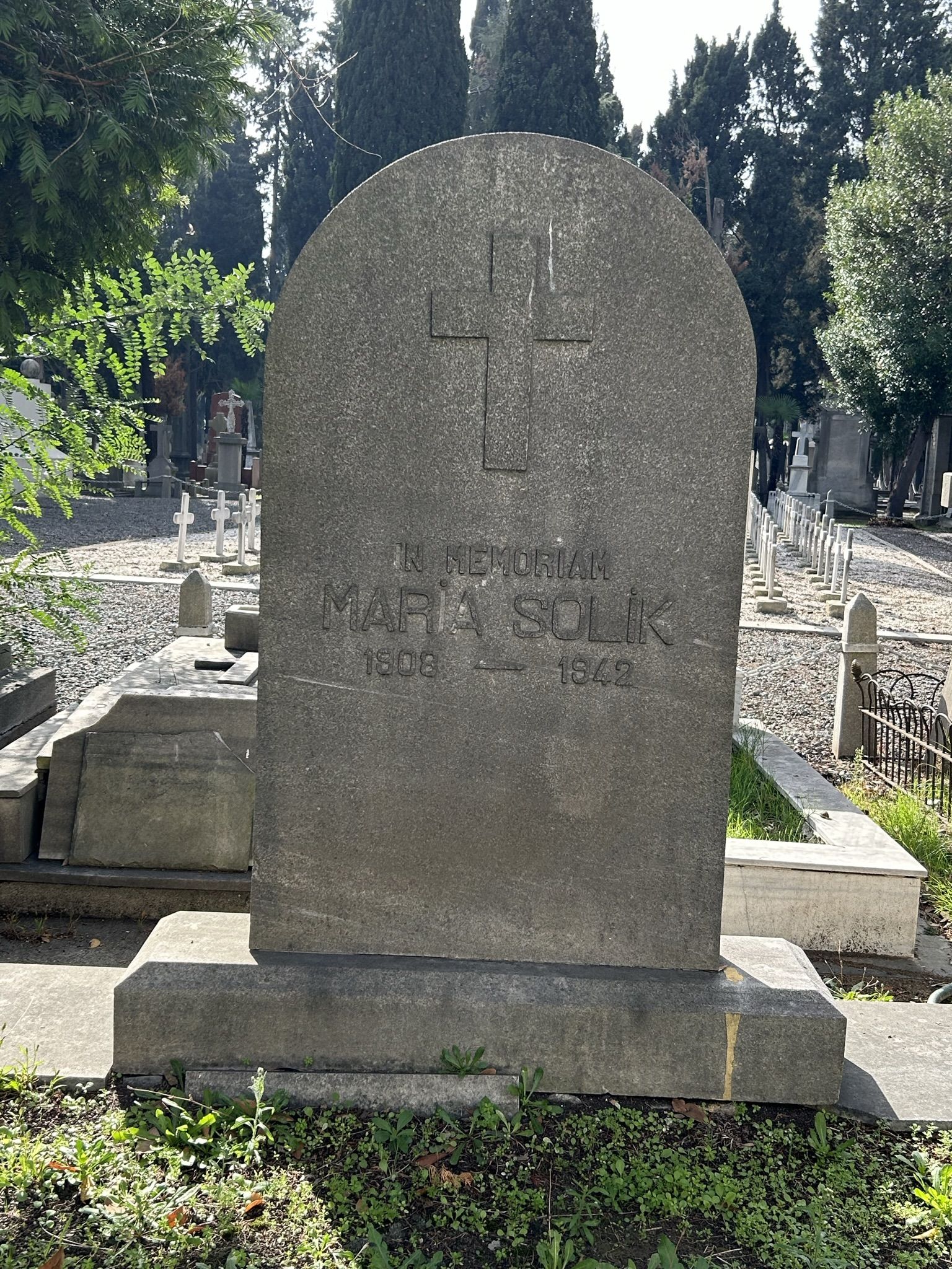 Inscription from the gravestone of Maria Solik, Catholic cemetery in Feriköy
