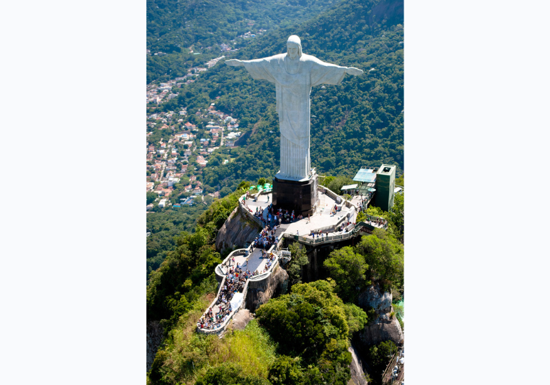Fotografia przedstawiająca Statue of Christ the Redeemer in Rio de Janeiro by Paul Landowski