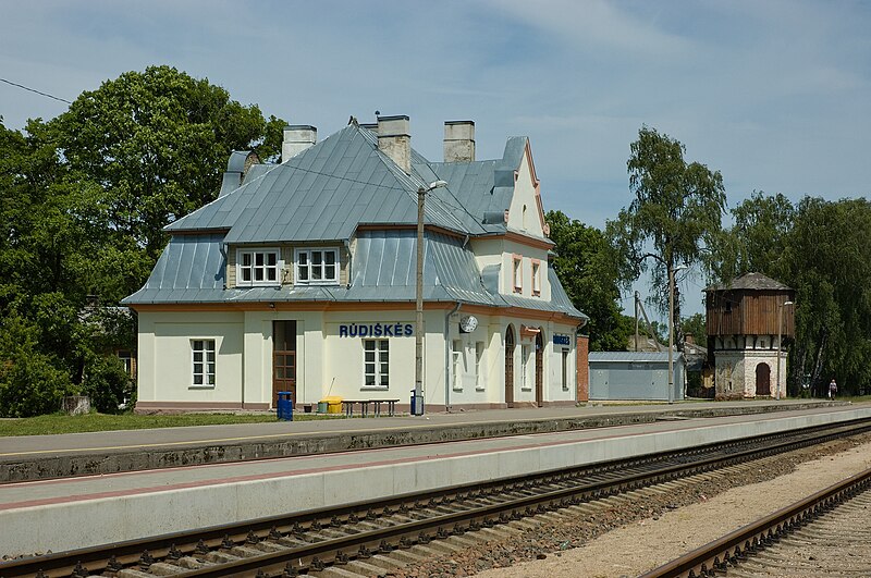 Fotografia przedstawiająca Railway station in Rudziszki