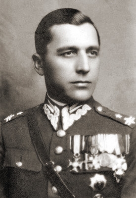 Photo showing Adam Królikiewicz