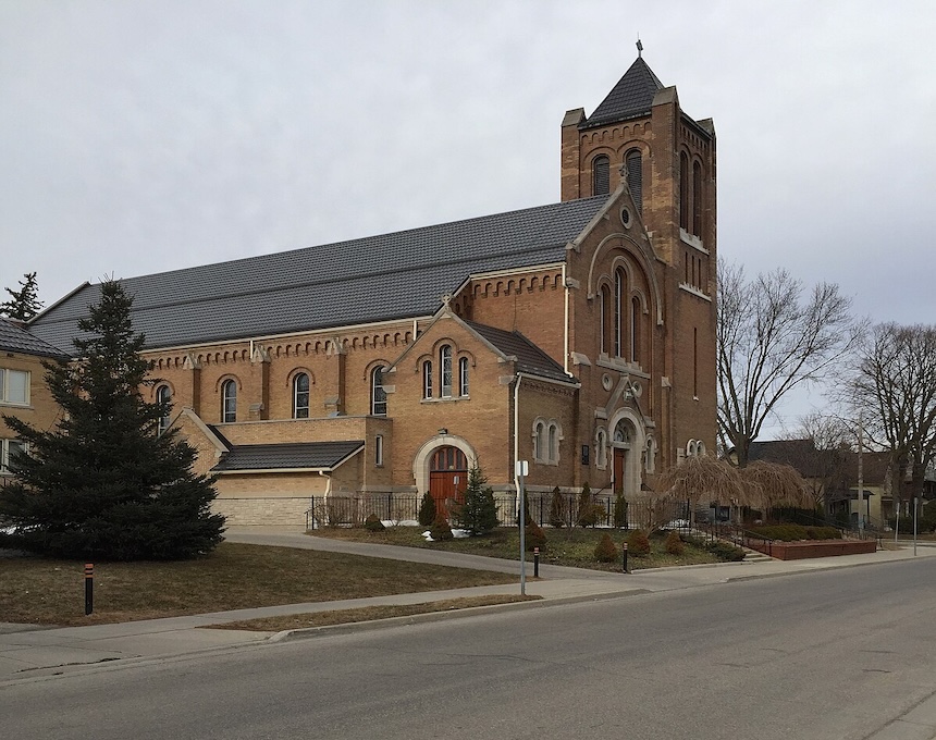 Photo showing Sacred Heart Church in Kitchener