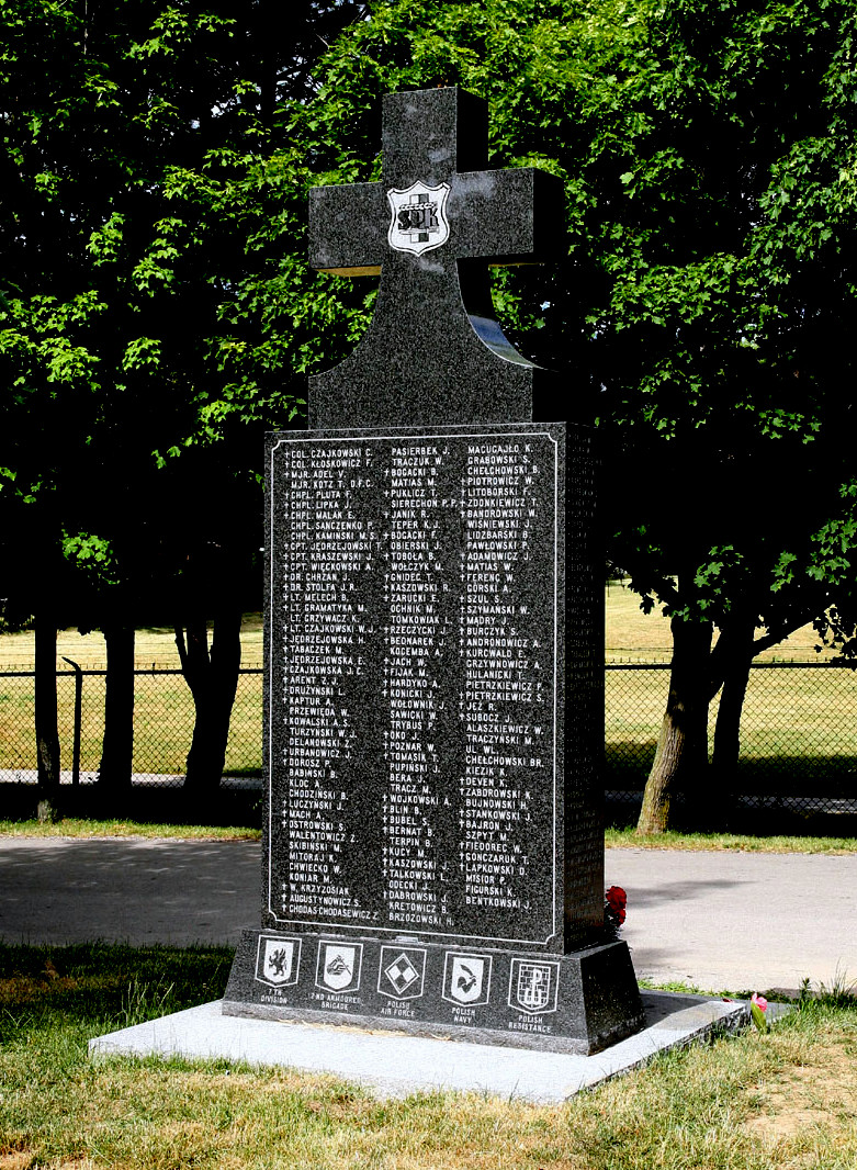 Fotografia przedstawiająca Polish Combatants\' Association Memorials in Canada