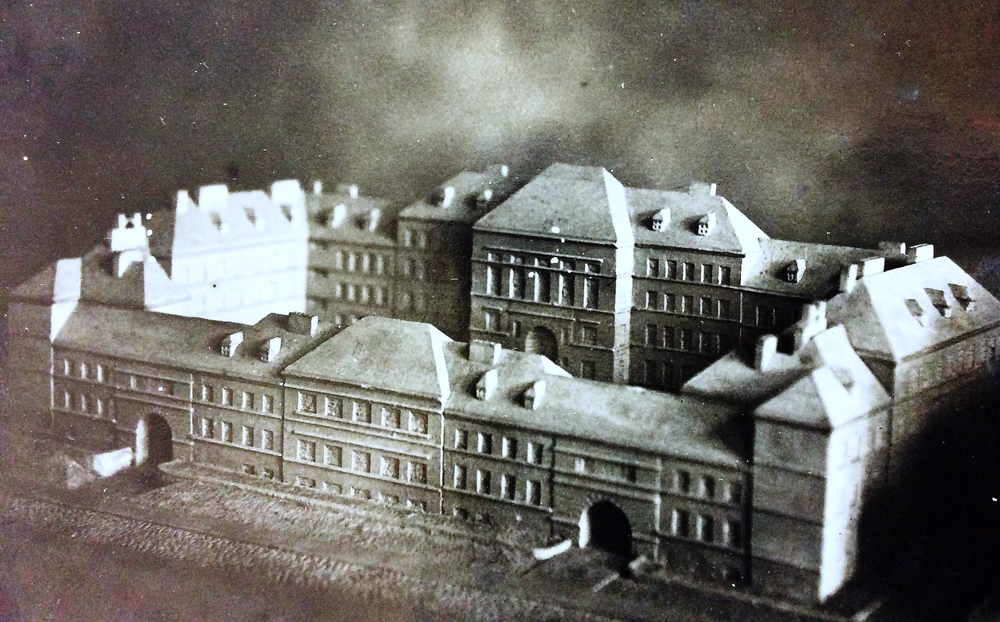 Fotografia przedstawiająca Państwowa Szkoła Techniczna im. Marszałka Józefa Piłsudskiego